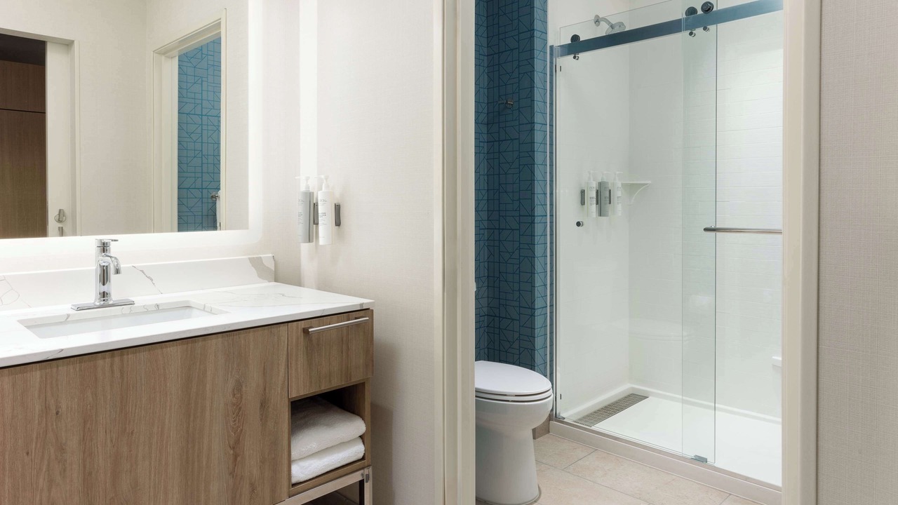 Photo of Bathroom in Los Alamitos