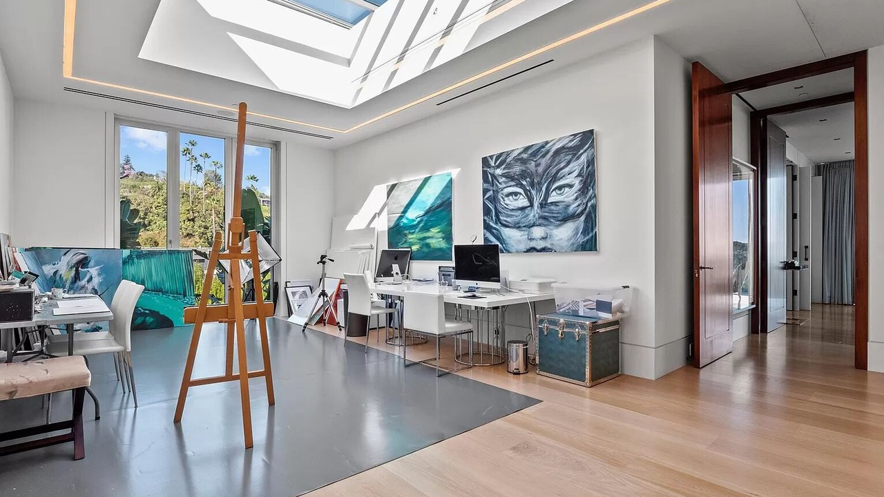 Photo of Livingroom in Bel Air
