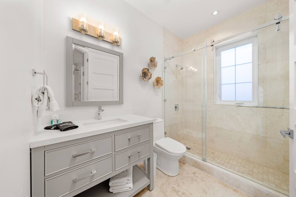 Photo of Bathroom in Great Exuma