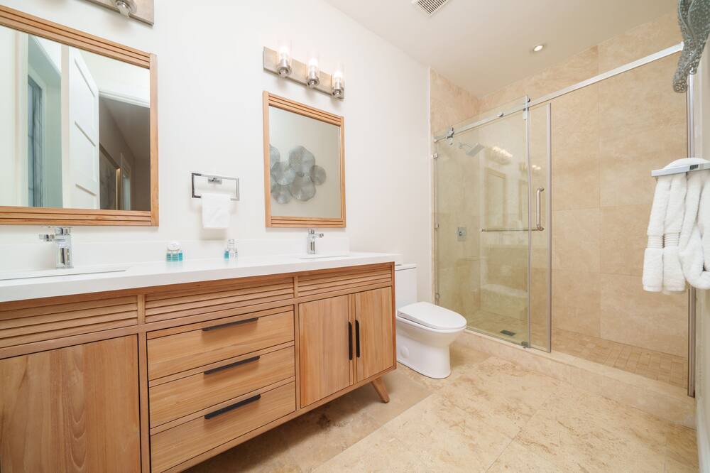 Photo of Bathroom in Great Exuma