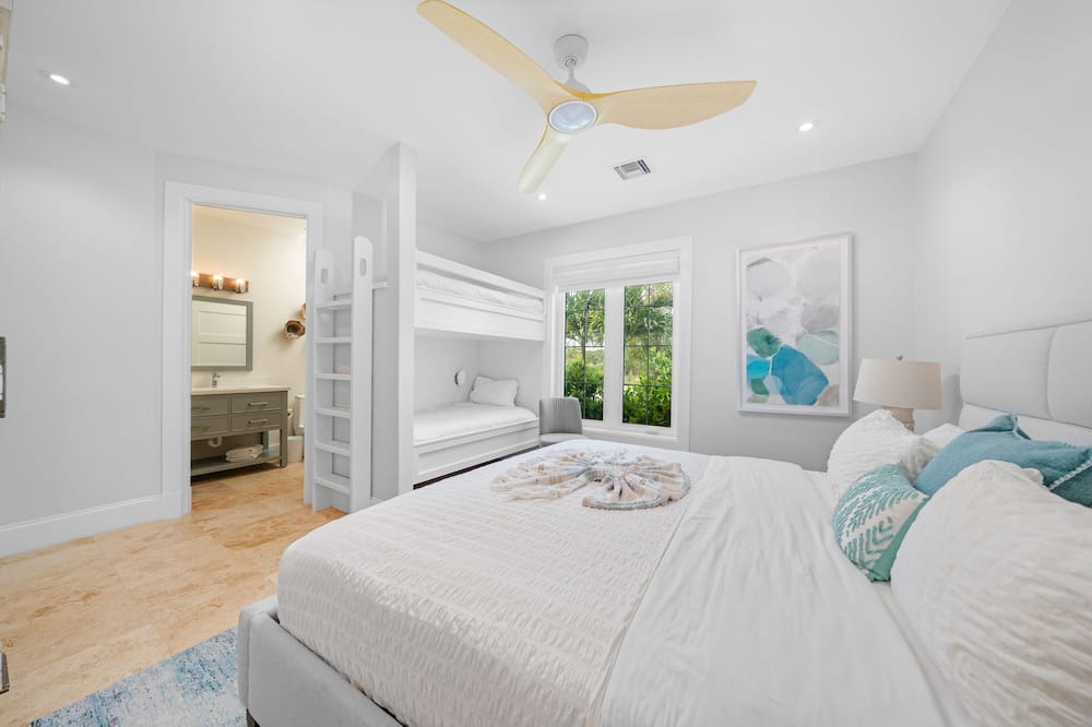 Photo of Bedroom in Great Exuma