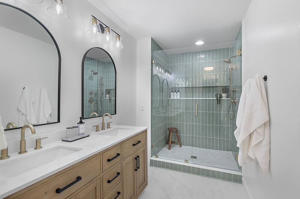 Photo of Bathroom in Alabaster