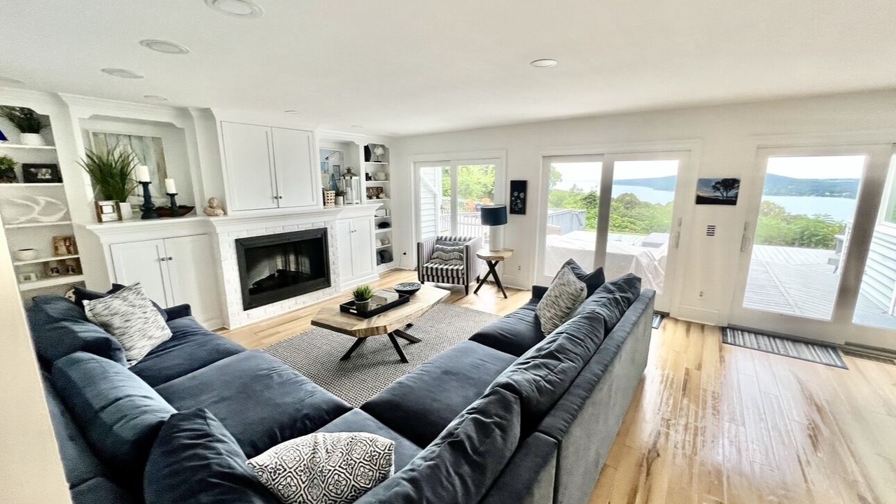 Photo of Livingroom in Naples