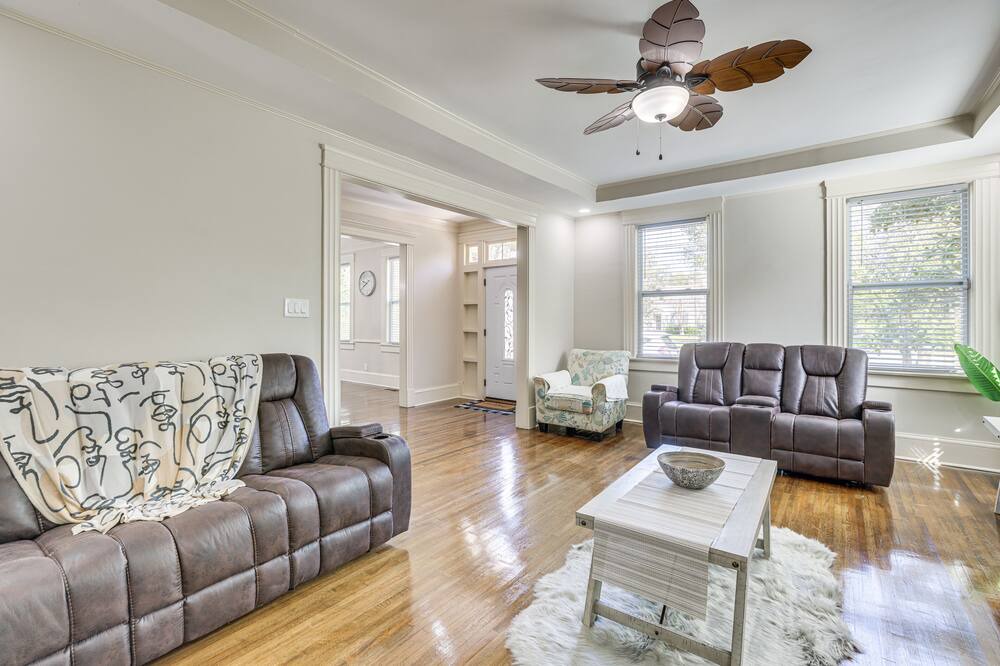 Photo of Livingroom in Montgomery
