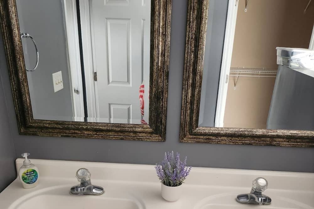 Photo of Bathroom in Millbrook