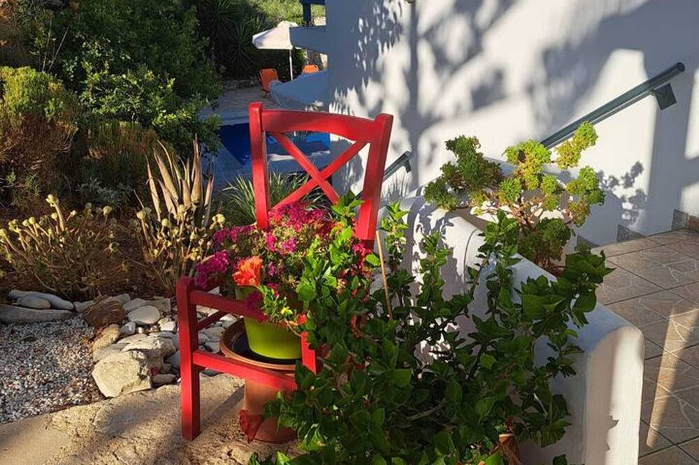 Photo of Outdoor in Douliana