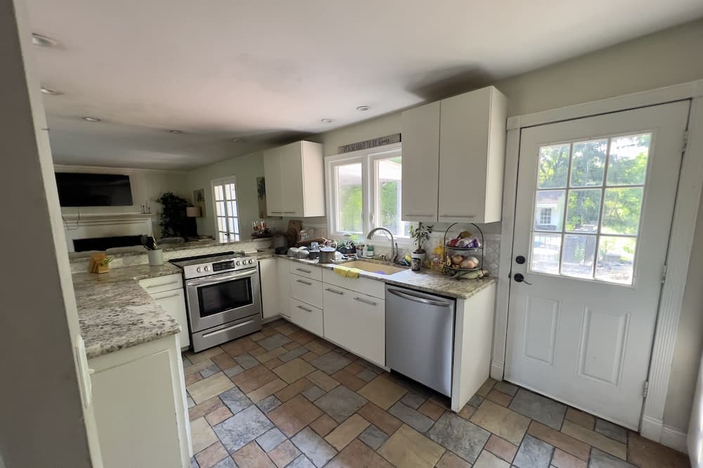 Photo of Kitchen in Red Oaks Mill