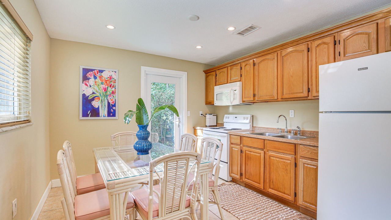 Photo of Kitchen in Biscayne Park