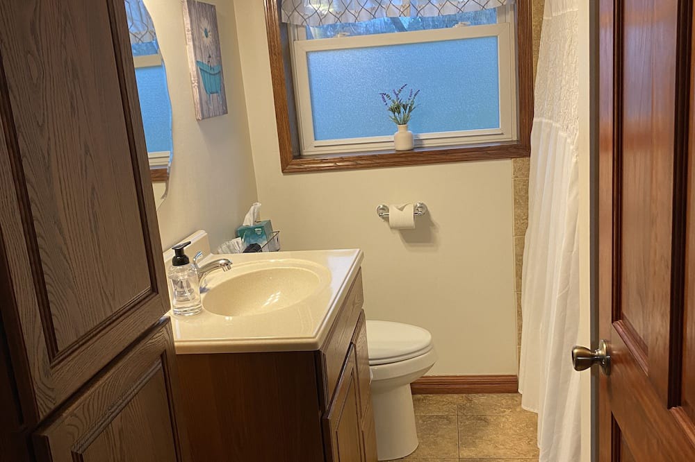 Photo of Bathroom in Orchard Park