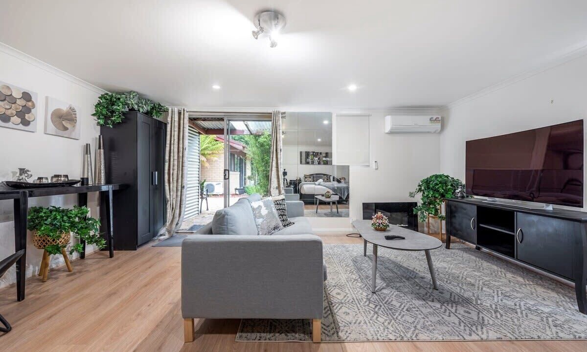 Photo of Others in Narrabundah