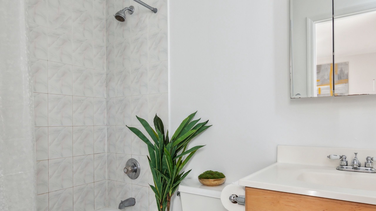 Photo of Bathroom in White Plains