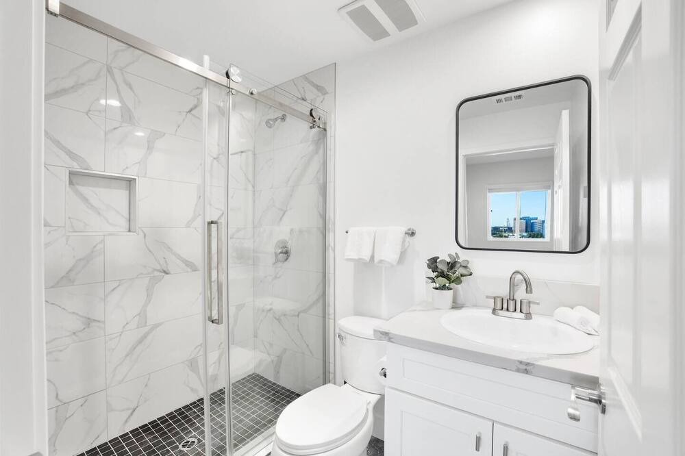 Photo of Bathroom in Historic Filipinotown