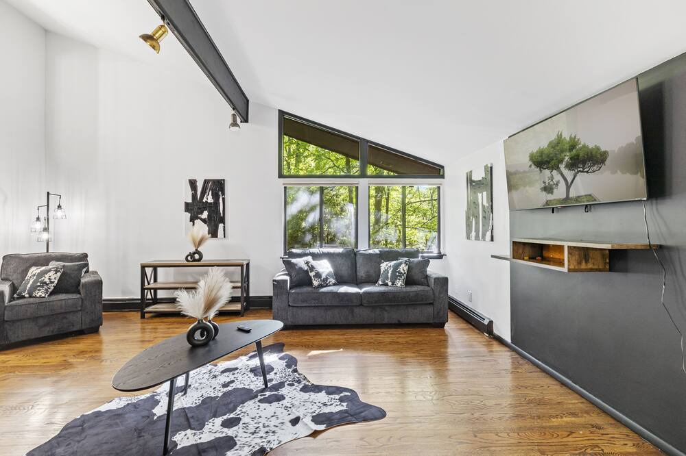 Photo of Livingroom in Washingtonville