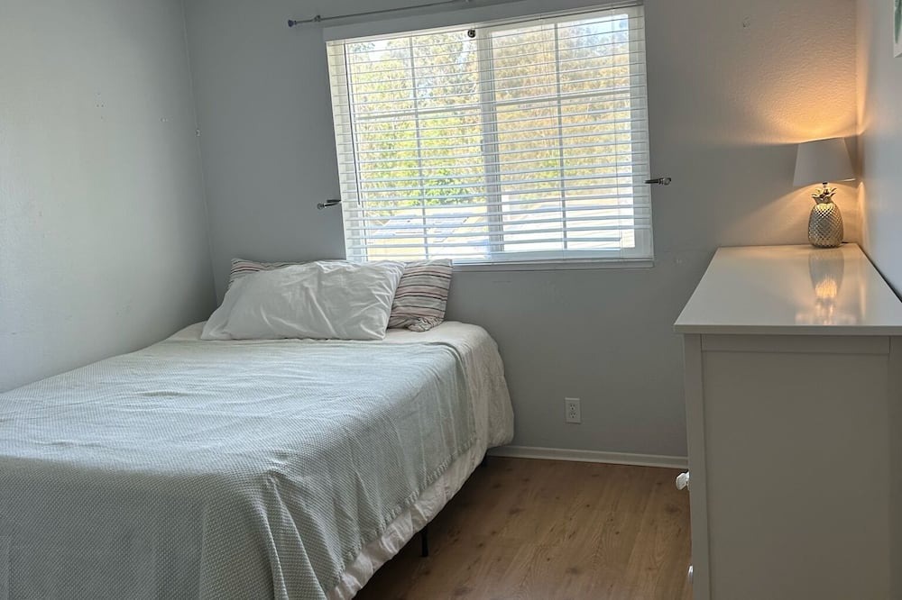 Photo of Bedroom in Olde Carlsbad