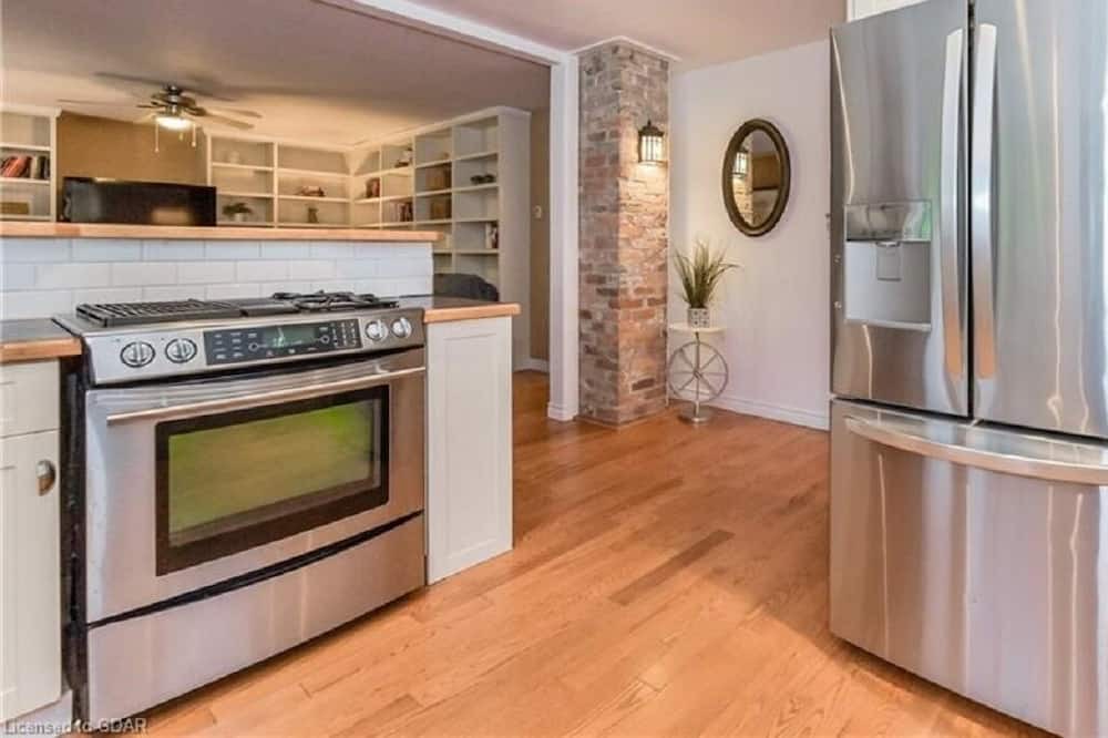Photo of Kitchen in Elora