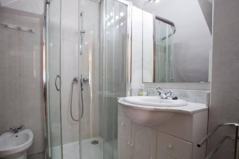 Photo of Bathroom in Playas del Palo
