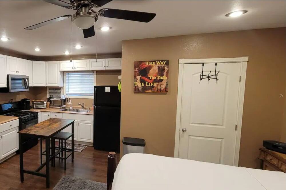 Photo of Kitchen in Inglewood