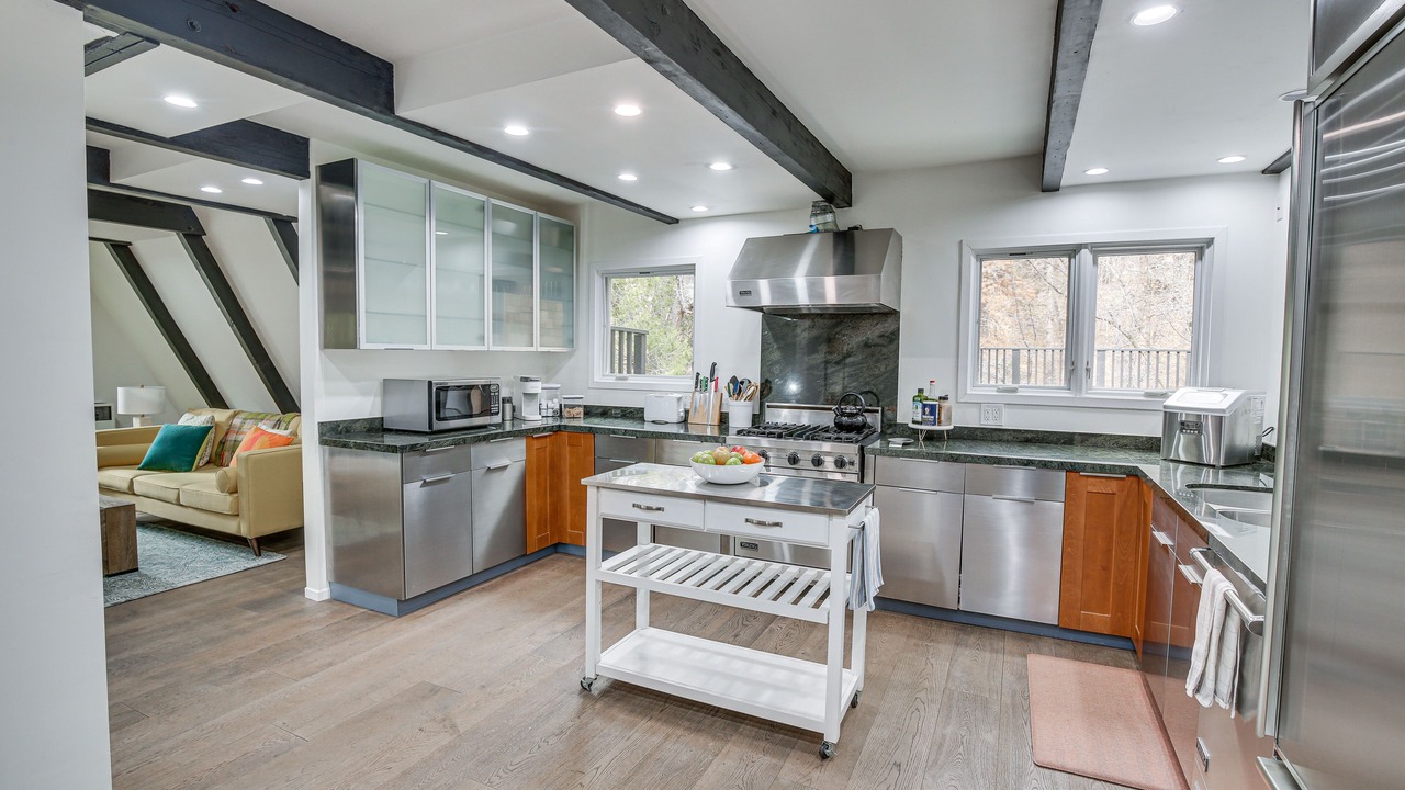 Photo of Kitchen in Arrowbear Lake