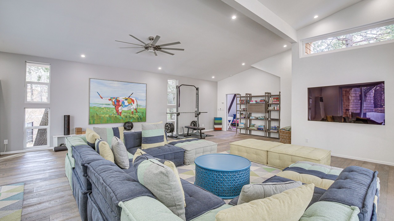 Photo of Livingroom in Arrowbear Lake