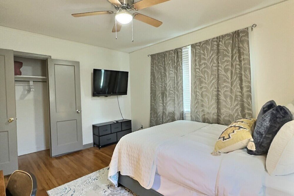 Photo of Bedroom in Prattville