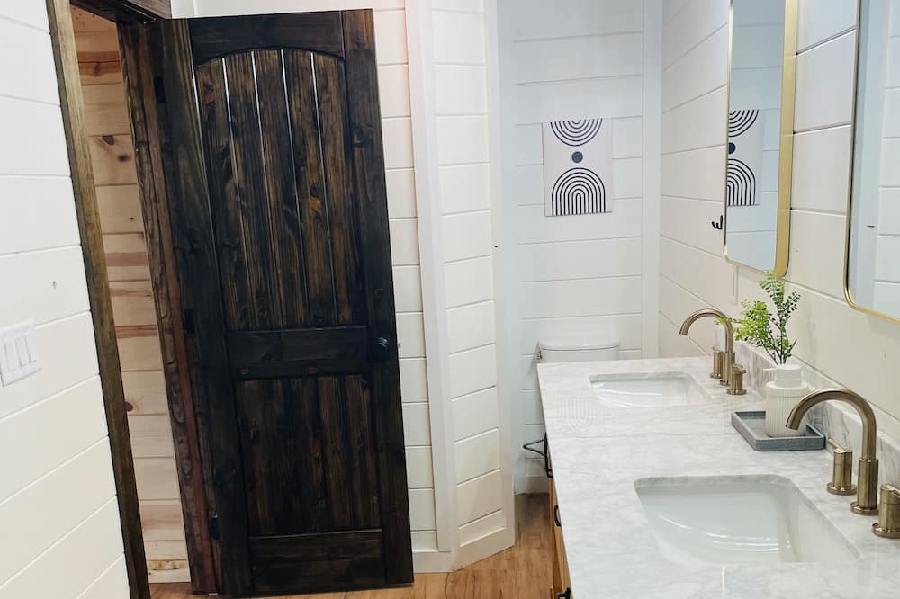 Photo of Bathroom in Bouvet Island
