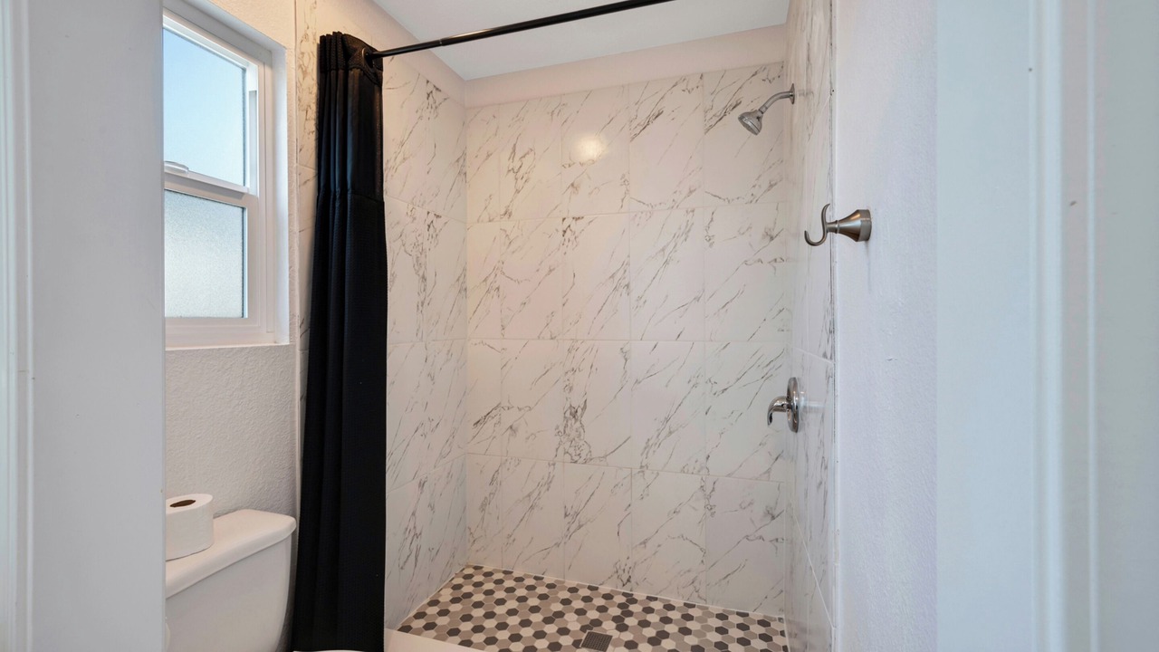 Photo of Bathroom in Harbor