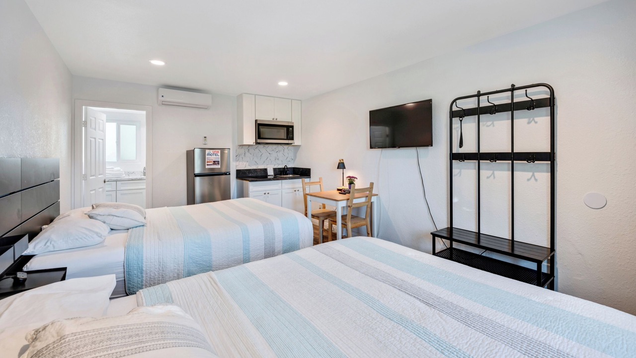 Photo of Bedroom in Harbor