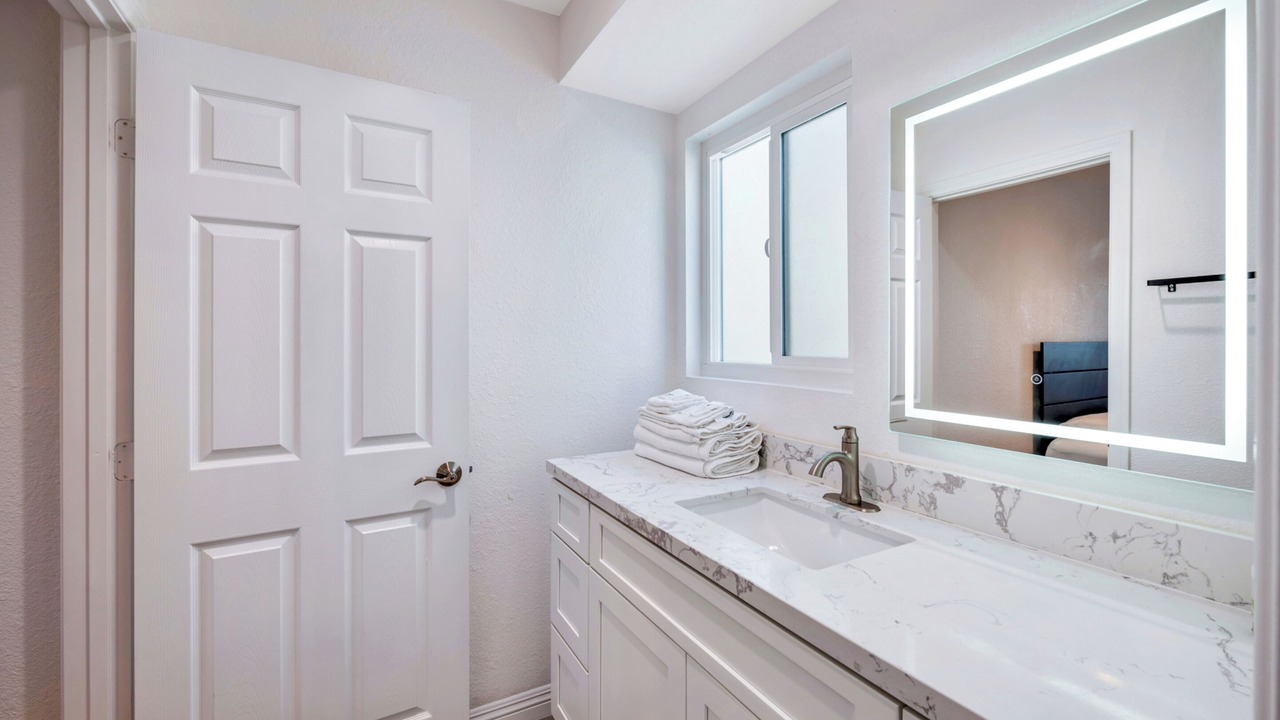 Photo of Bathroom in Harbor