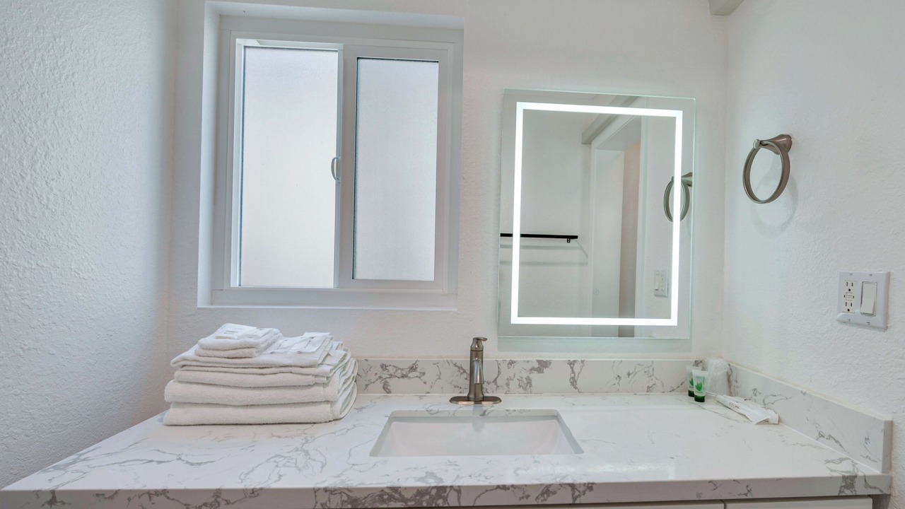 Photo of Bathroom in Harbor
