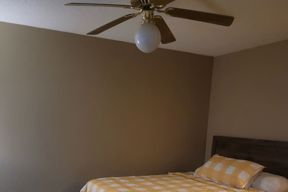 Photo of Bedroom in Selma