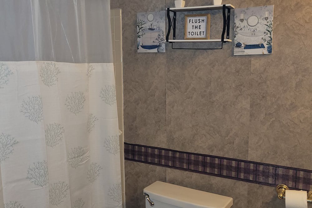 Photo of Bathroom in Selma