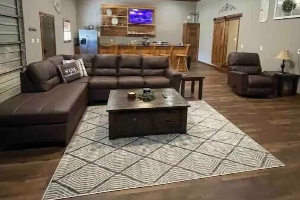 Photo of Livingroom in Millbrook