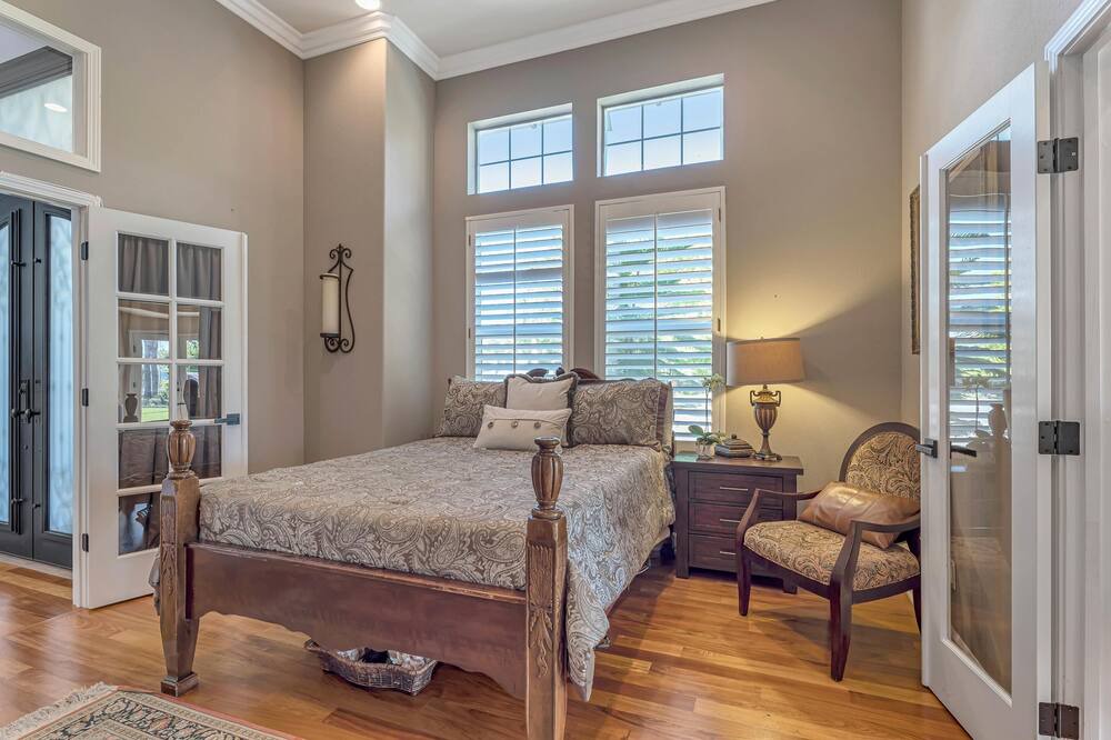 Photo of Bedroom in Almaden