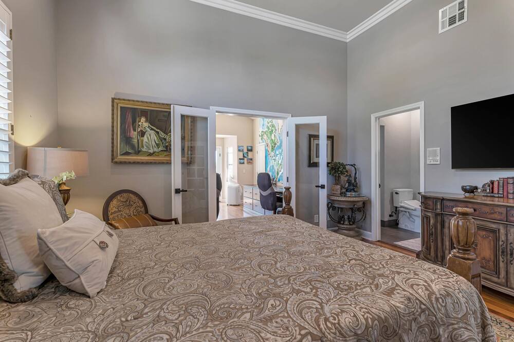 Photo of Bedroom in Almaden