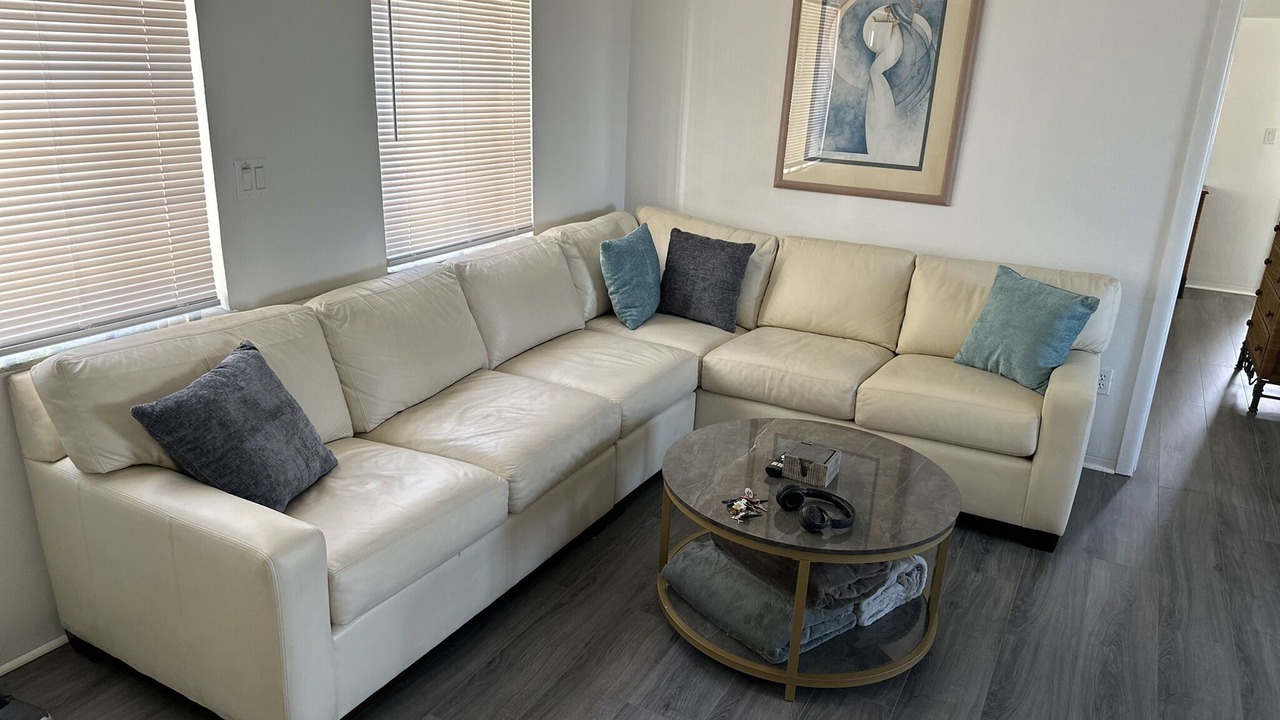 Photo of Livingroom in Hillsboro Beach