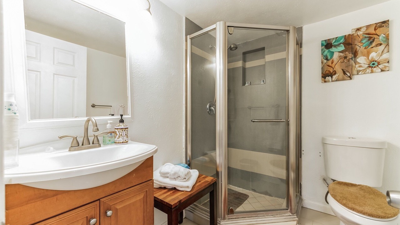 Photo of Bathroom in Lake Elsinore