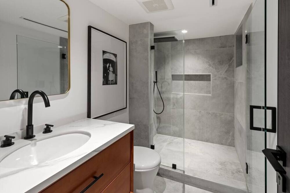 Photo of Bathroom in Adams Hill