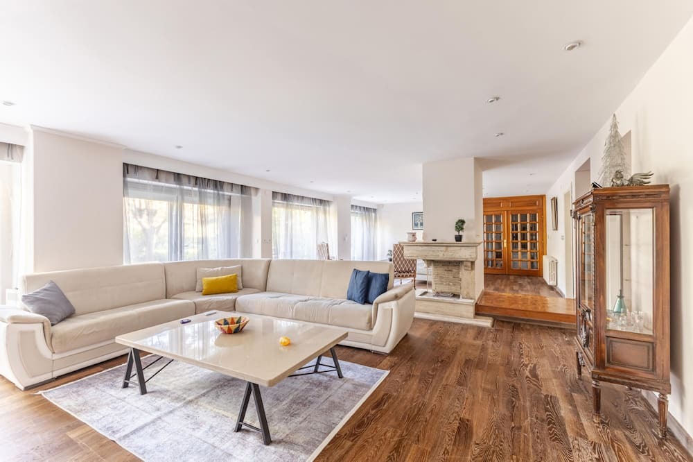 Photo of Livingroom in Arnavutkoy