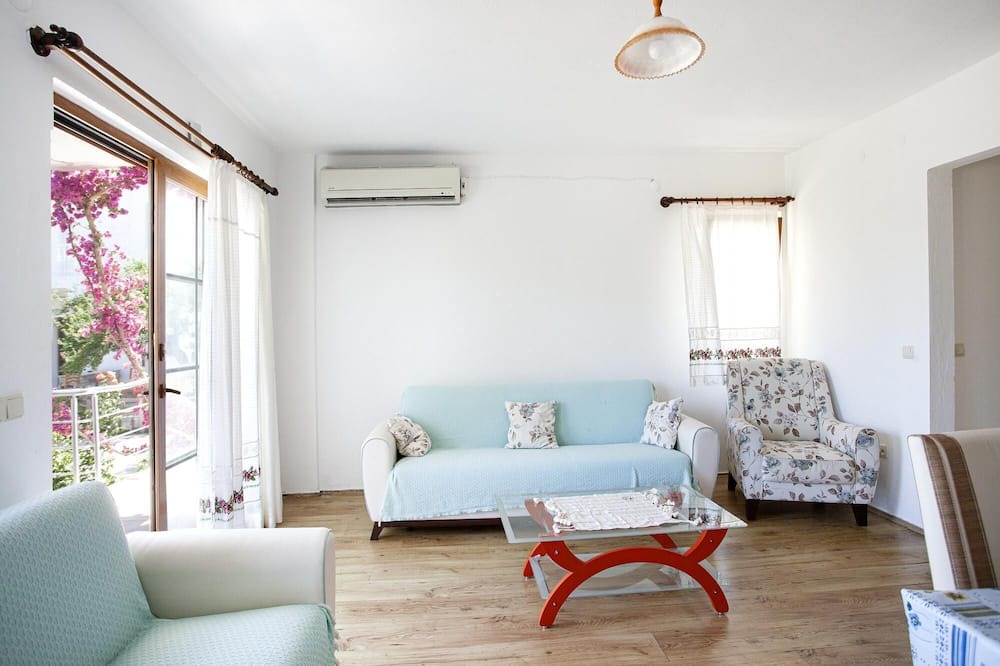 Photo of Livingroom in Palamutbuku