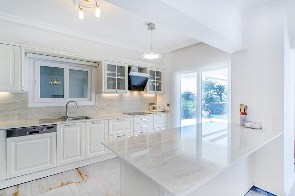 Photo of Kitchen in Yalikavak