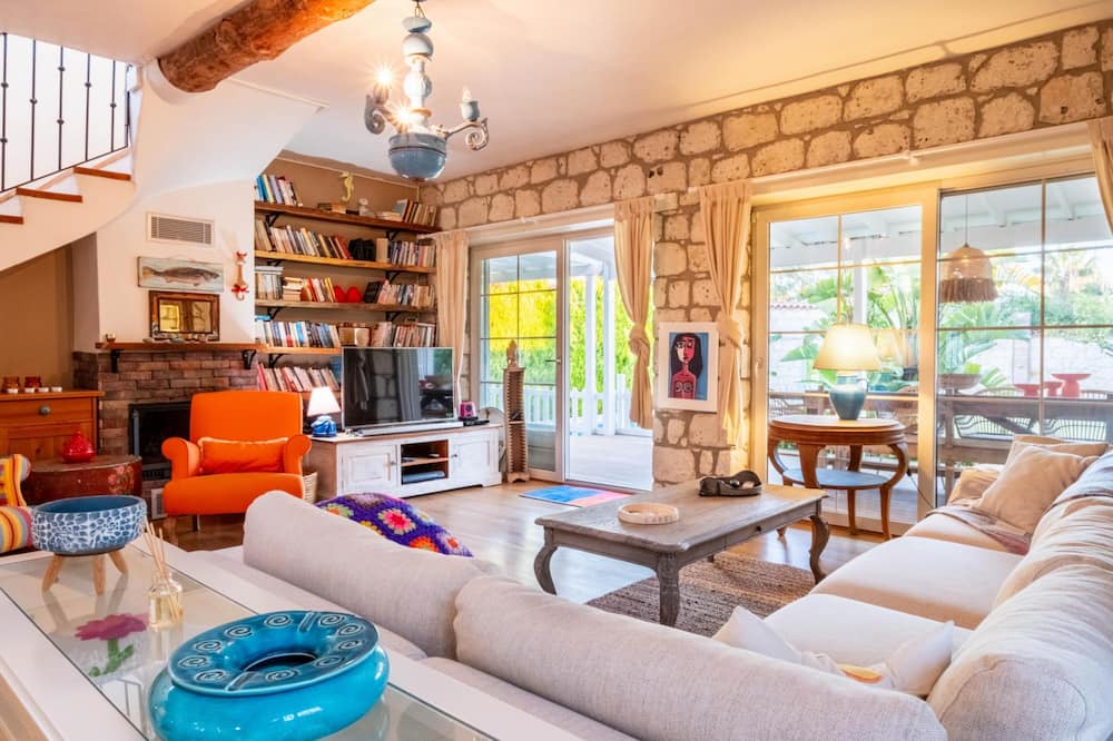 Photo of Livingroom in Hacımemis