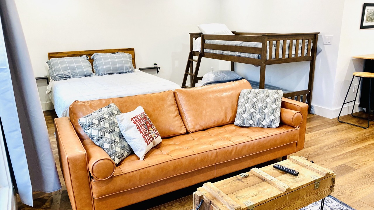 Photo of Livingroom in Starkville