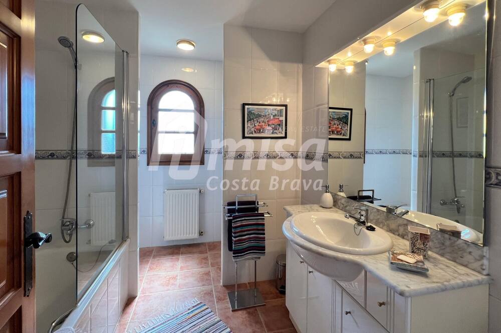 Photo of Bathroom in Calonge