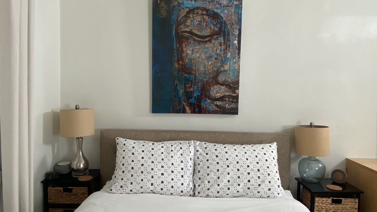 Photo of Bedroom in Greater Wilshire - Hancock Park