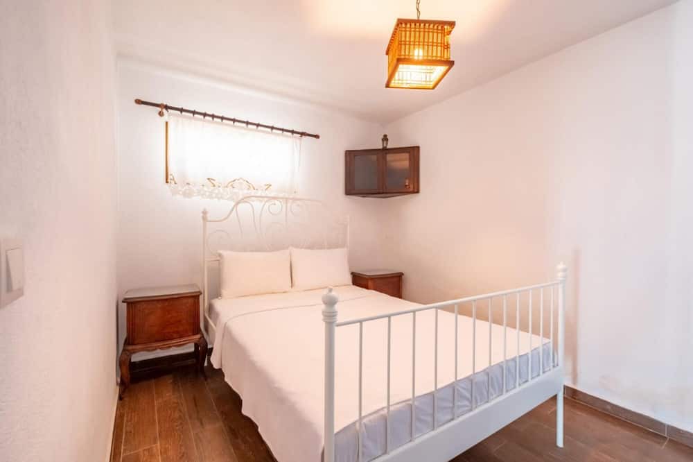 Photo of Bedroom in Golturkbuku