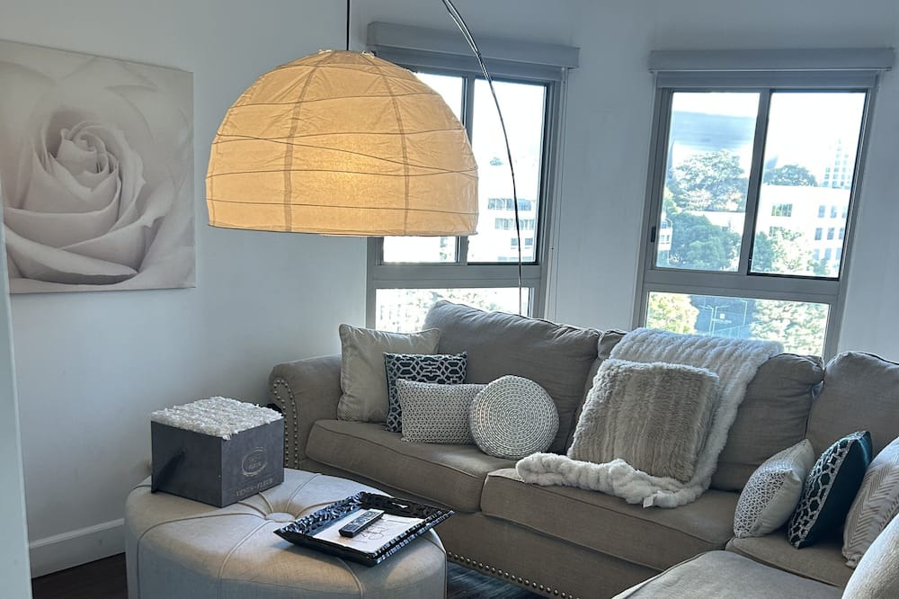 Photo of Livingroom in Atwater Village
