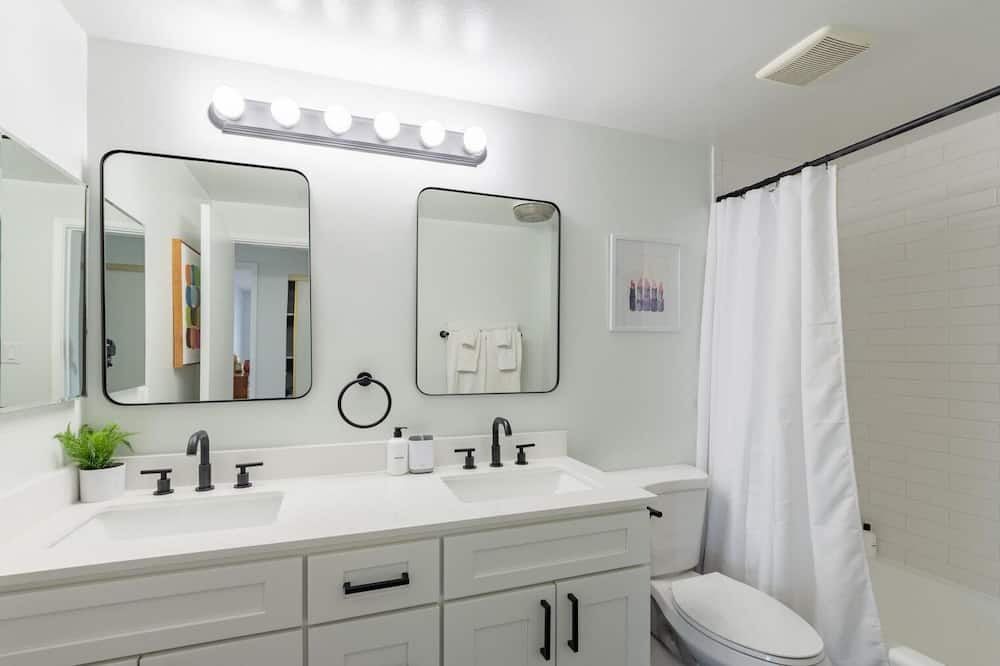 Photo of Bathroom in East Village