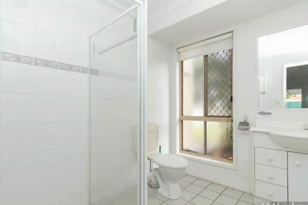 Photo of Bathroom in Calamvale