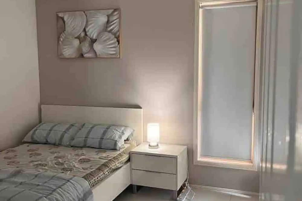 Photo of Bedroom in Calamvale