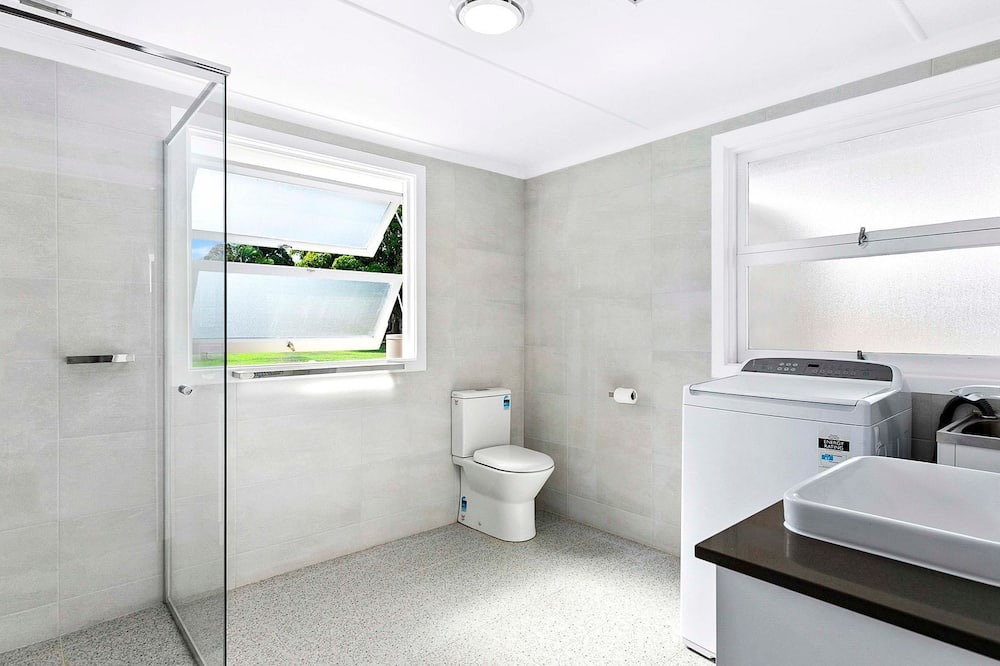 Photo of Bathroom in Point Vernon
